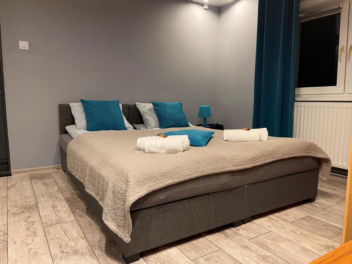 Apartamenty Pod Uwalonym Debem Jezow Sudecki Εξωτερικό φωτογραφία
