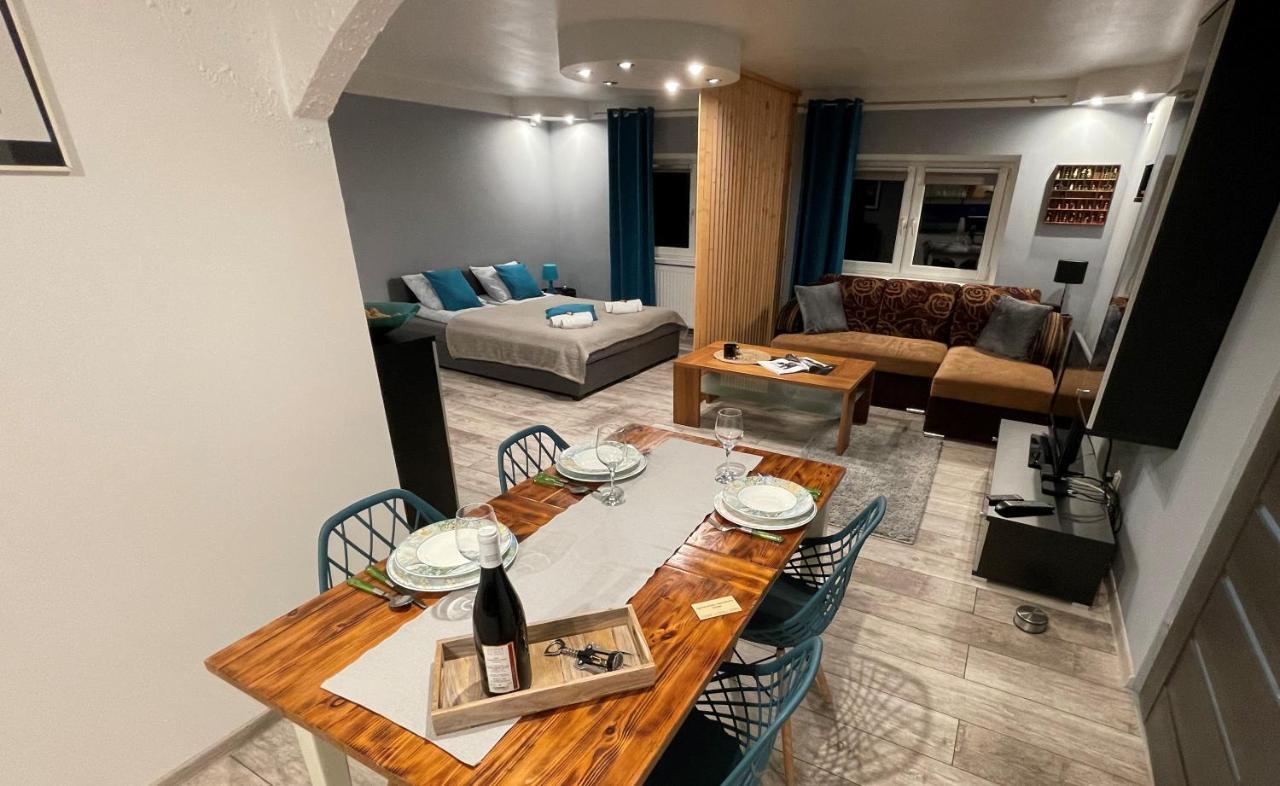 Apartamenty Pod Uwalonym Debem Jezow Sudecki Εξωτερικό φωτογραφία