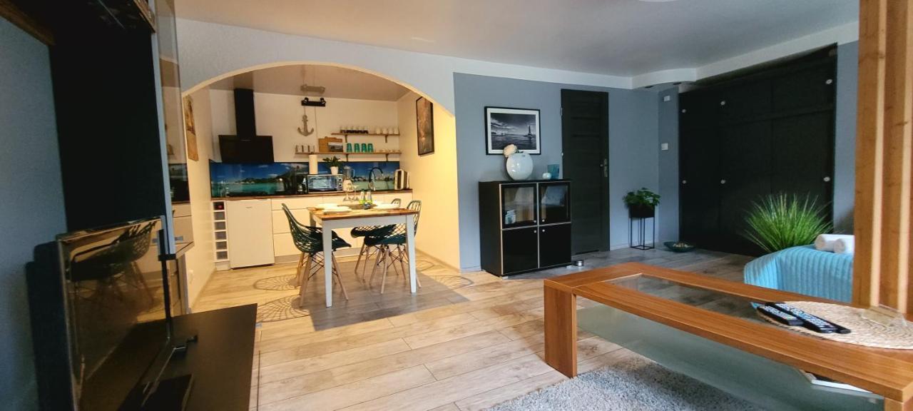 Apartamenty Pod Uwalonym Debem Jezow Sudecki Εξωτερικό φωτογραφία