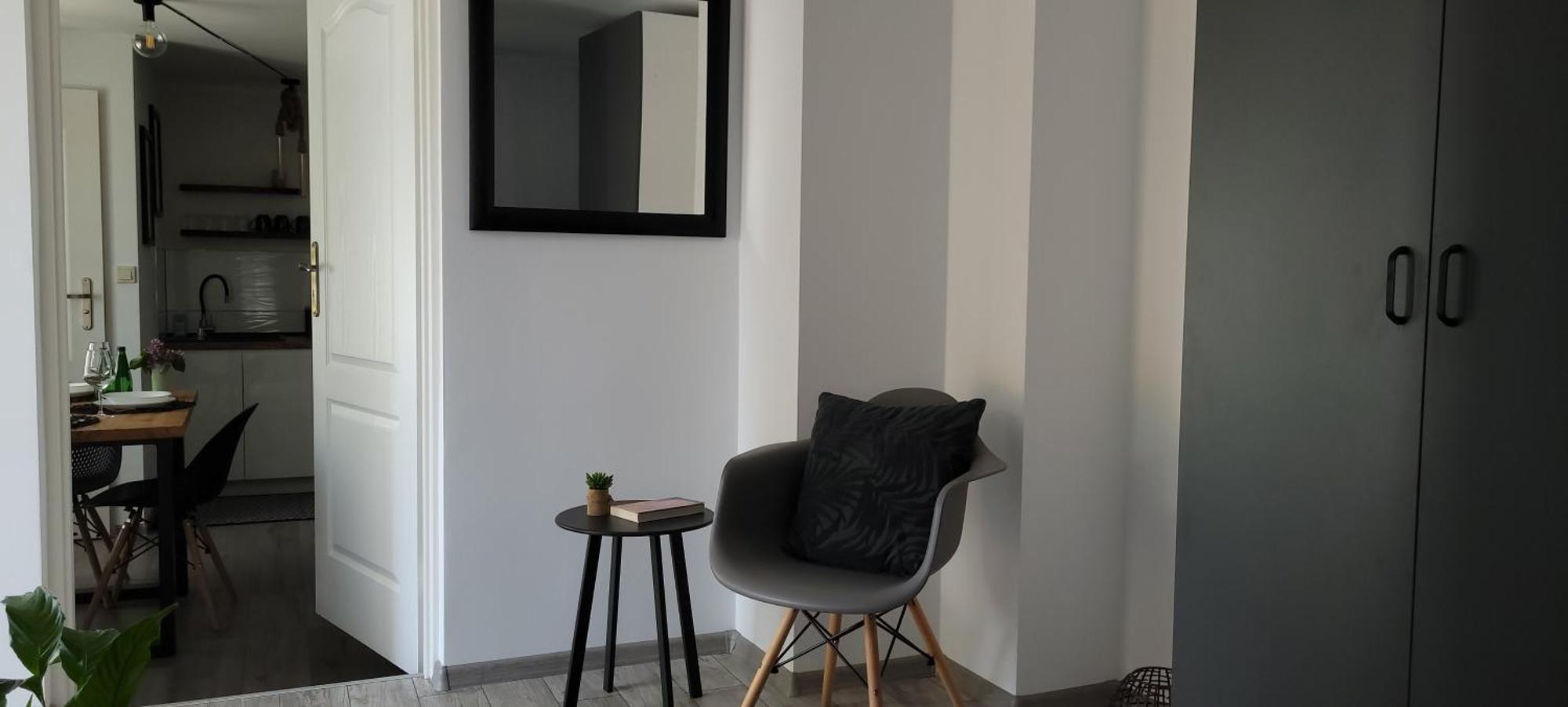 Apartamenty Pod Uwalonym Debem Jezow Sudecki Εξωτερικό φωτογραφία