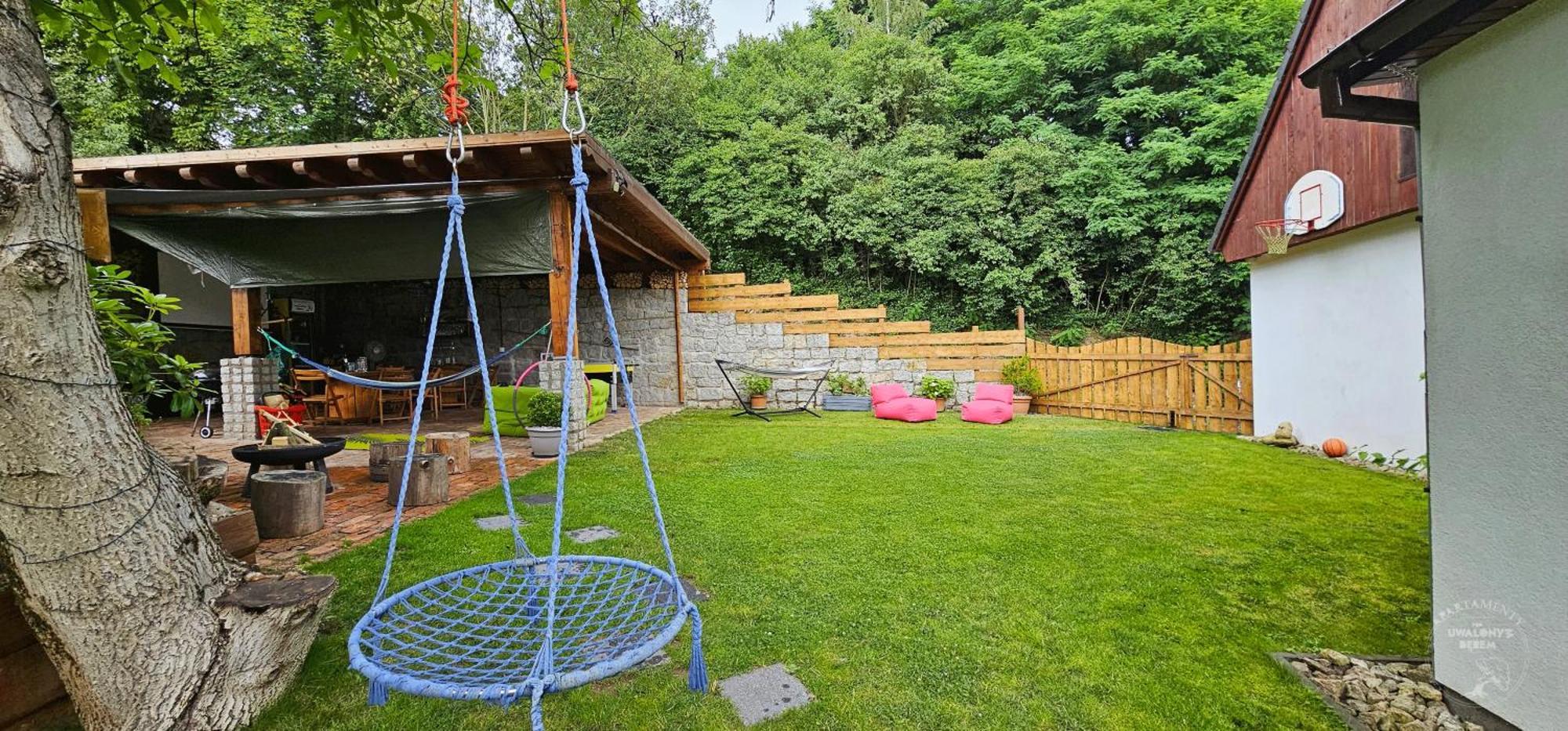 Apartamenty Pod Uwalonym Debem Jezow Sudecki Εξωτερικό φωτογραφία